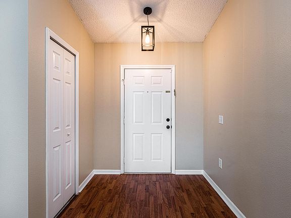 4th image of 1718 Dartmouth Dr