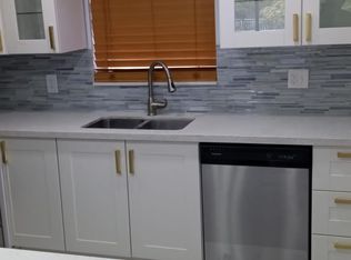 9375 Fontainebleau Blvd APT L221, Miami, FL 33172