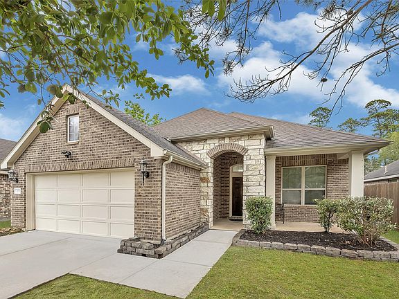 3rd image of 12739 Bridle Springs Ln