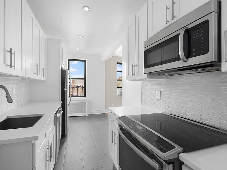 10920 Queens Blvd #5B — Photo 3