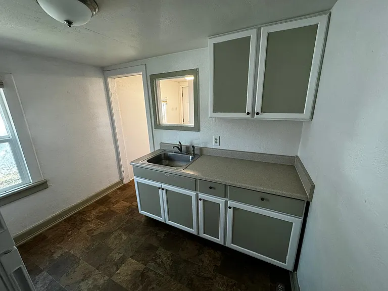 212 E Pine St #2 — Photo 9