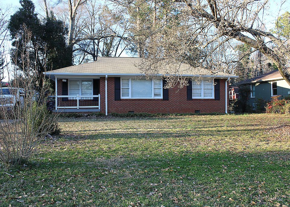 1st image of 525 Kennesaw Dr SE