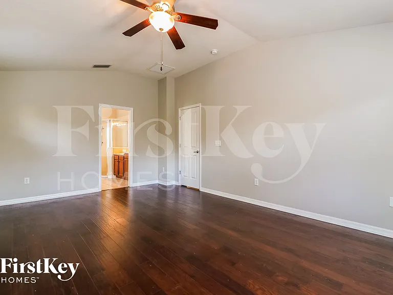 6201 Gannetdale Dr — Photo 9