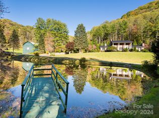 370 Smith Creek Rd, Mars Hill, NC 28754