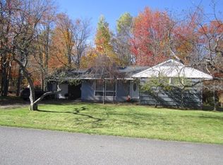 21 Lincoln Dr, Tupper Lake, NY 12986