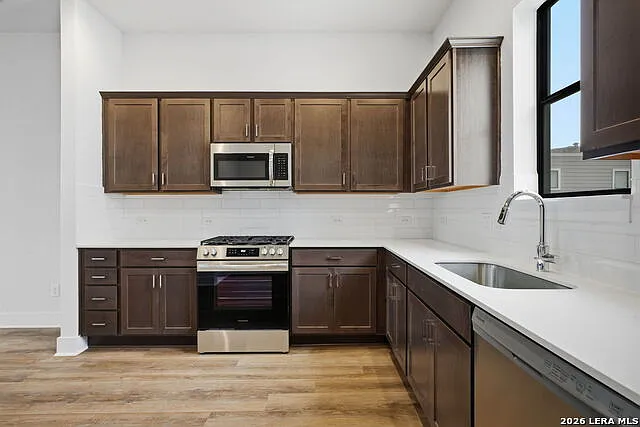 7940 Kennedy Hl #7 — Photo 15