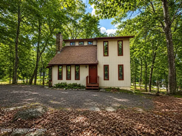 188 Radcliff Rd, Bushkill, PA 18324