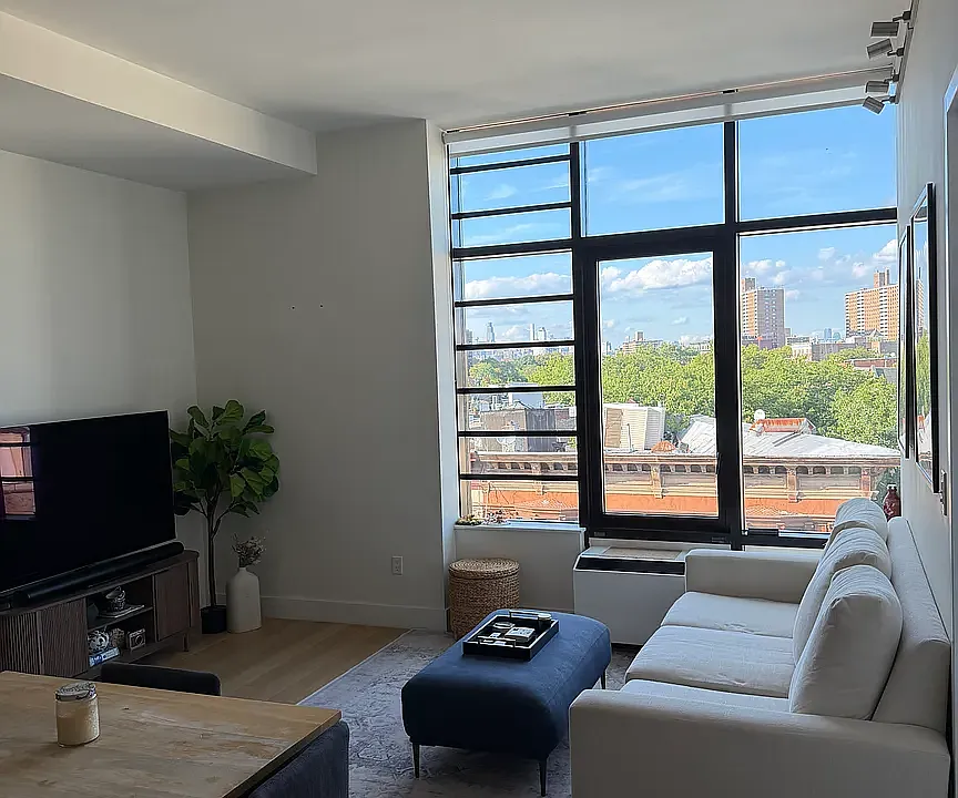 500 Waverly Ave #6D
