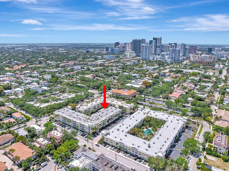 1515 E Broward Blvd #126 — Photo 37