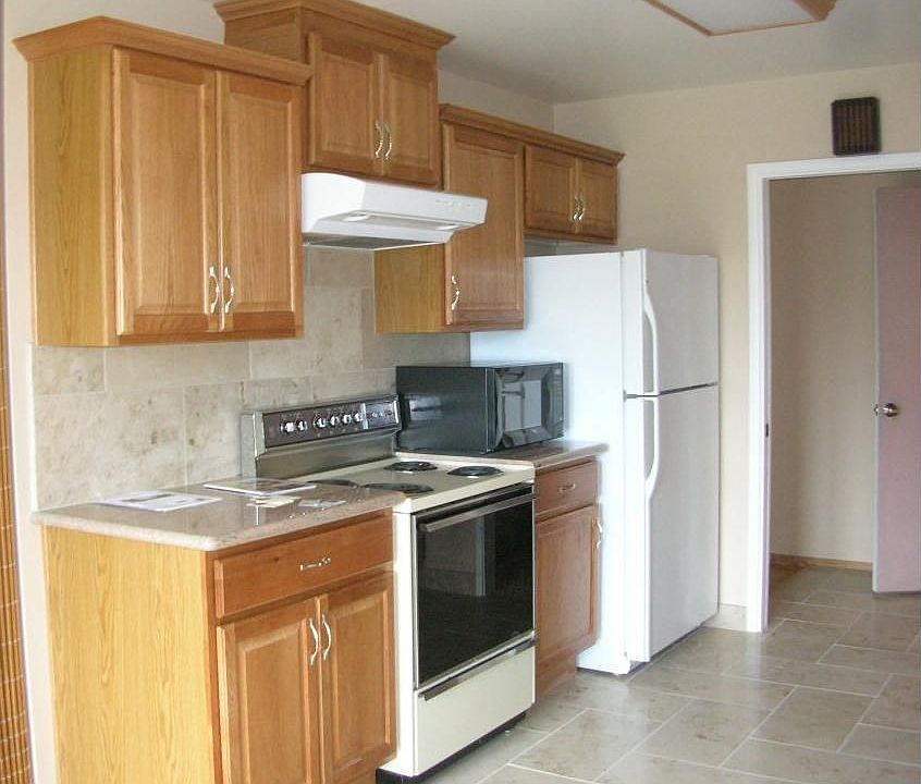 1st image of 2520 Heather Ln