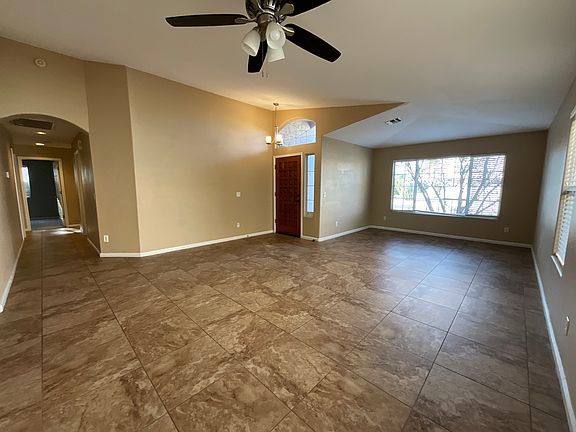 2nd image of 4505 E Gold Poppy Way