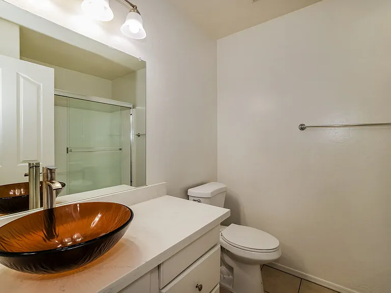 2904 W Sunland Ave — Photo 15