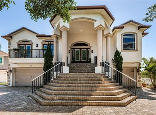218 Manatee Ln, Tarpon Springs, FL 34689