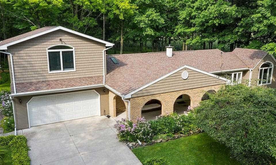 1st image of 3620 Park Ln