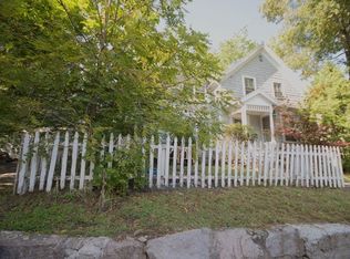 16 Baker St, Norwood, MA 02062