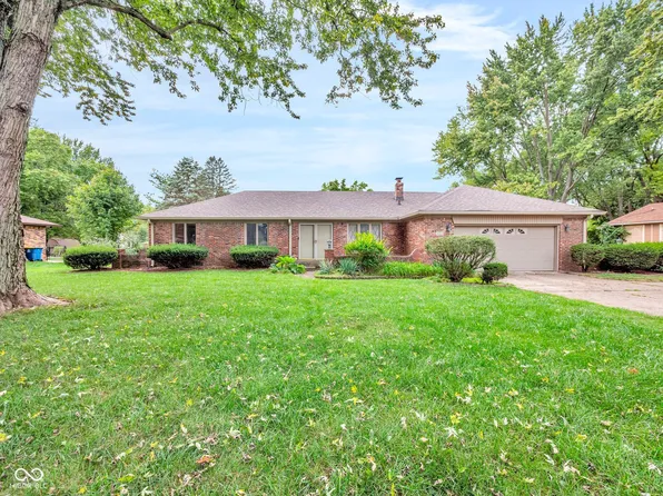 694 Valley Way Rd, Greenwood, IN 46142