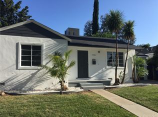 17426 Collins St, Encino, CA 91316