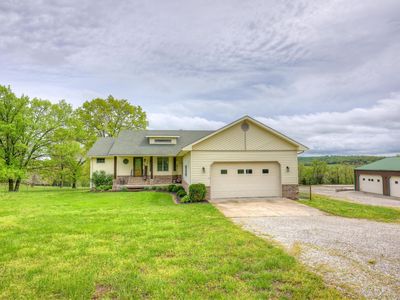 7776 State Highway 39, Aurora, MO, 65605
