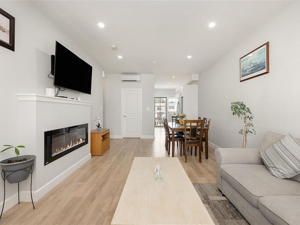 1st image of 3351 Luxton Rd #405