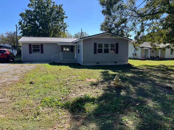 366 S Hemlock Dr, Whitwell, TN 37397