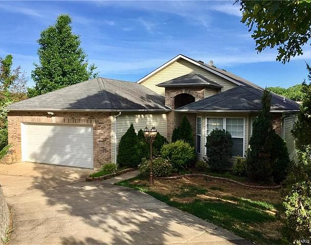 1st image of 10035 Waterford Dr