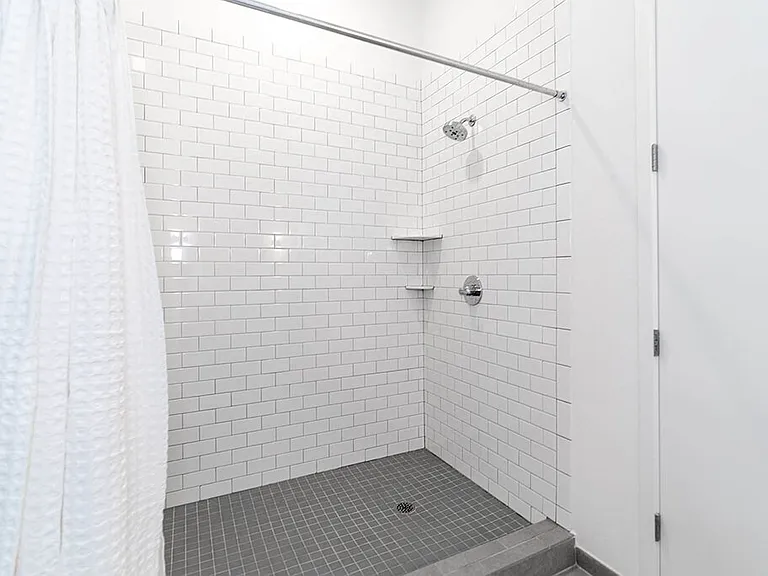 Reserve on 3rd — Photo 16