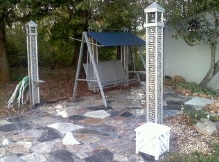 201 Stewart St, Goodview, VA 24095