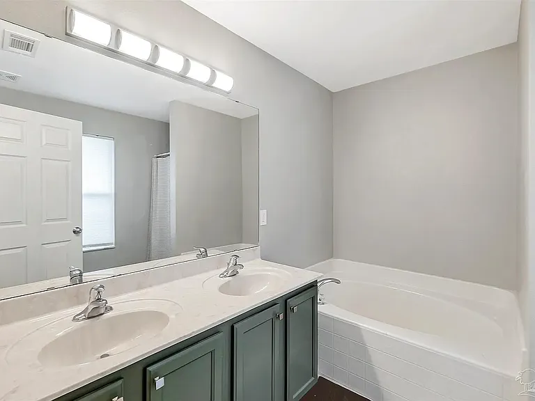 4658 Canter Row — Photo 3