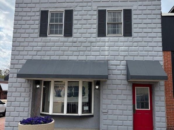 102 Liberty St #1
