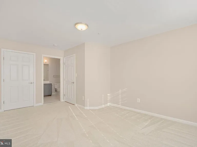MAIN LEVEL BEDROOM SUITE