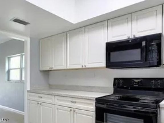 4th image of 113 Glenn Ave NW