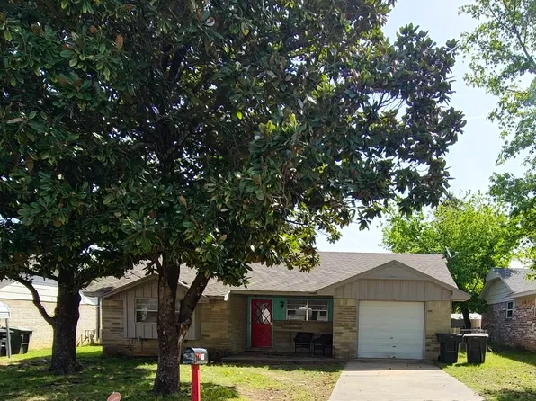1616 N 10th Ave, Durant, OK 74701