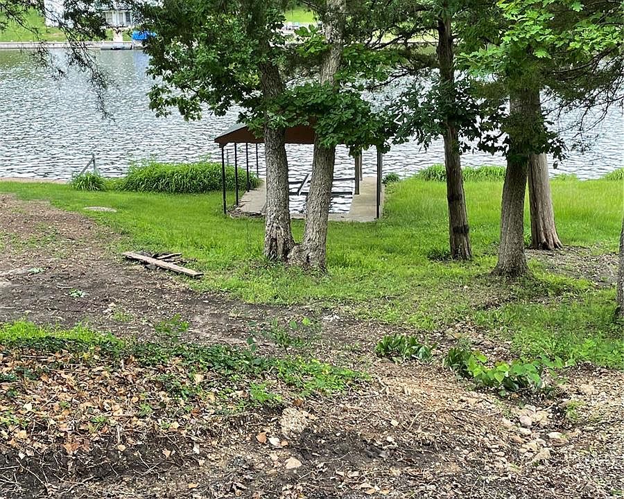 2nd image of 0 Lakeshore Dr