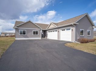 552 Marina Dr, Superior, WI 54880