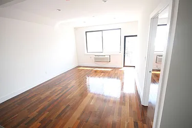 Rented by Makover Group Inc