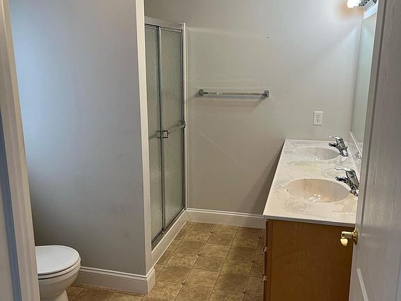 5th image of 1026 Percy Ln #L-0128
