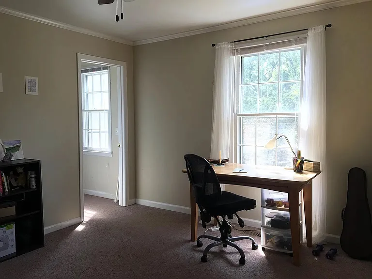 2607B Blakemore Ave — Photo 10