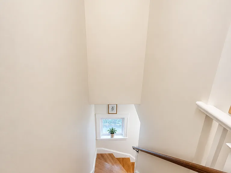 24 Jamaica Rd #24 — Photo 11