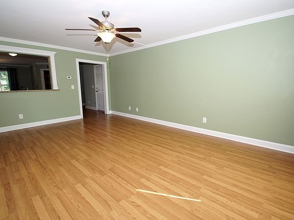 5th image of 341 S Pointe Drive #B