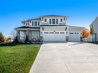 3238 Rocaway Dr, Hudsonville, MI 49426