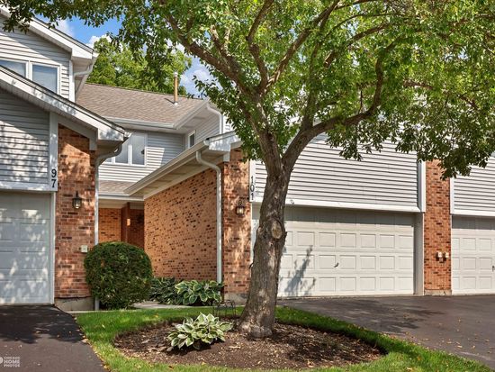 101 Charlotte Ct UNIT 101, Cary, IL 60013