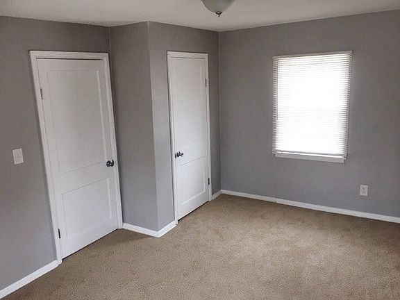 2nd image of 3102 Huffman Blvd