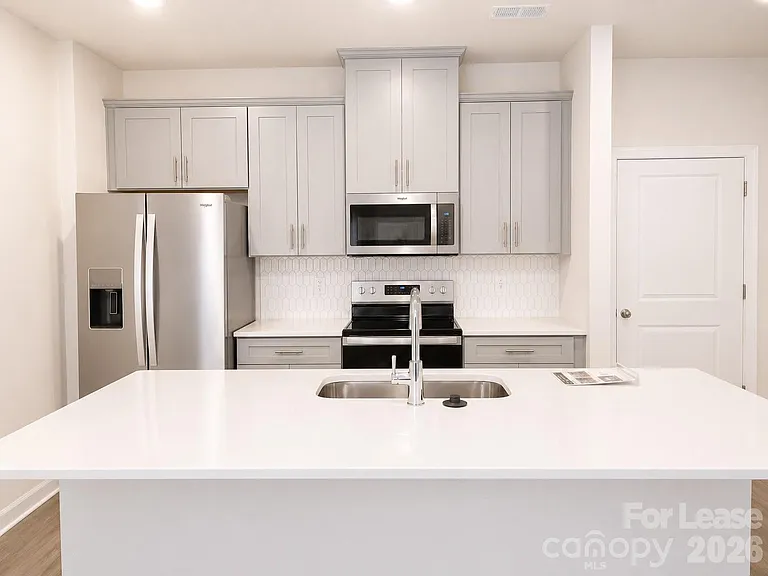 105 Ciara Pl #C — Photo 2
