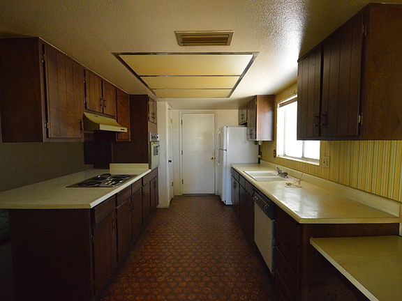 3rd image of 4714 W Desert Hills Dr