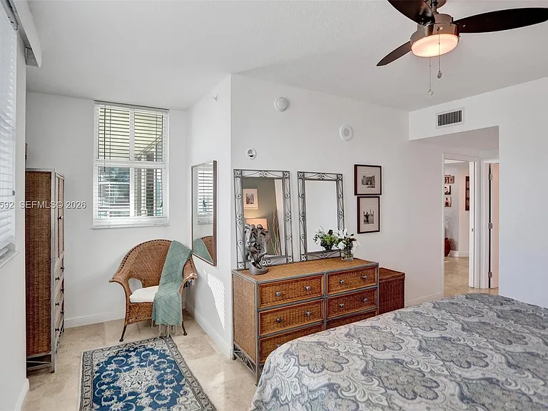 1250 S Miami Ave #2702 — Photo 15