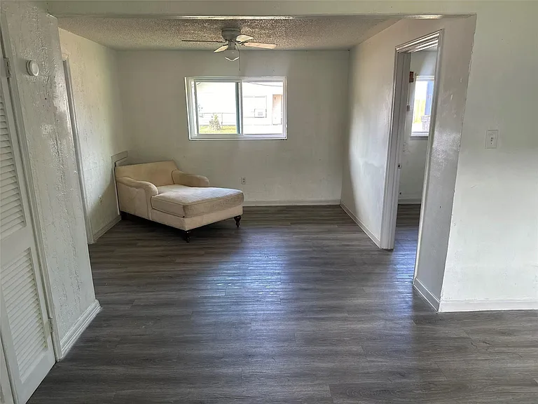 5405 Suez St #2 — Photo 6