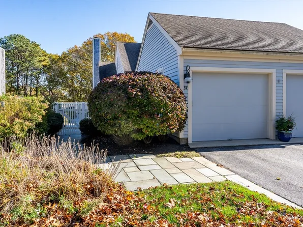 34 Kates Path Vlg #34, Yarmouth Pt, MA 02675