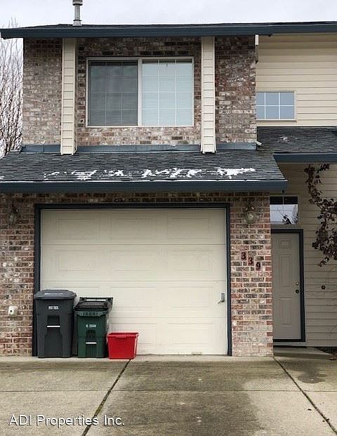 1st image of 339 SE 43rd Ave