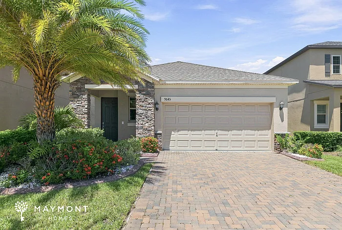 3 bed, 2.0 bath, 1612 sqft, $2,245 — Photo 1