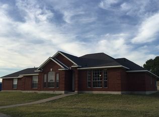 196 Edward Ln, Blanco, TX 78606